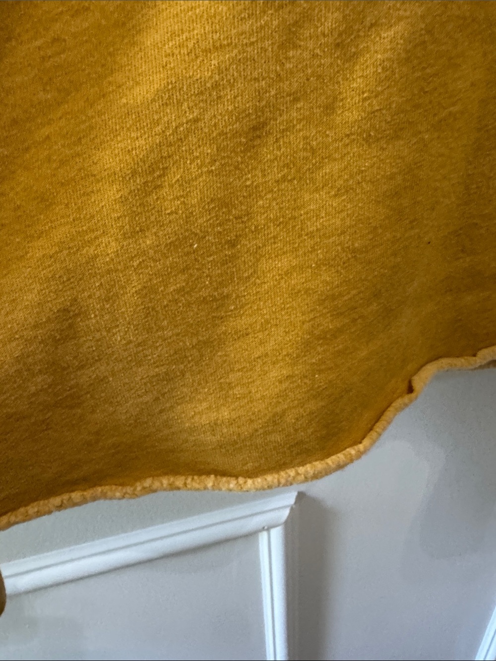 Mustard Yellow MAMA Crewneck Sweatshirt L soft - Picture 4 of 8